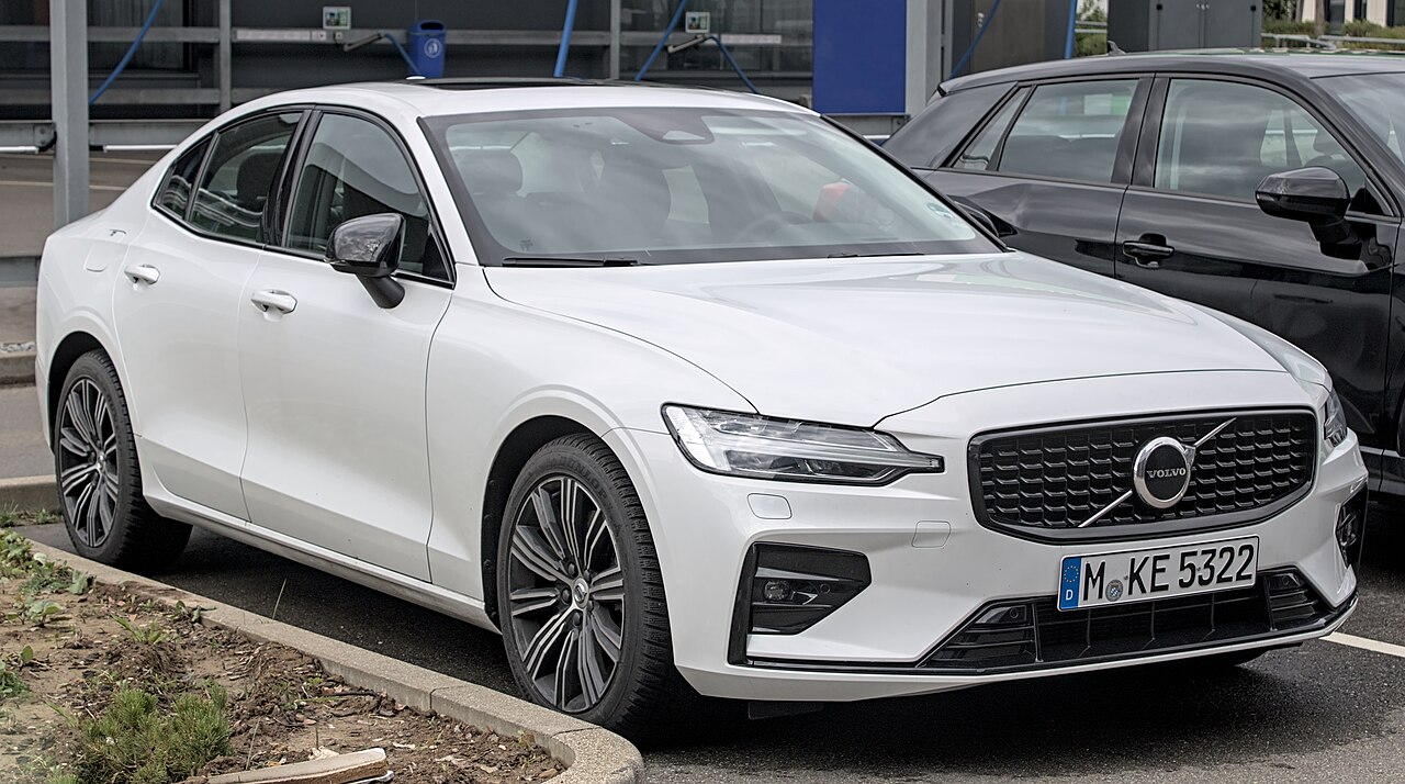 Volvo S60 e V40 — manutenção em BH na Megap Lub