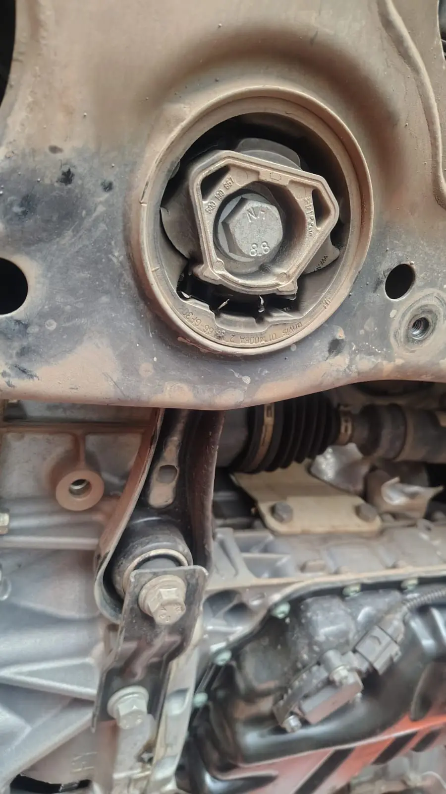 Troca de óleo do motor com filtro novo na Megap Lub Belo Horizonte